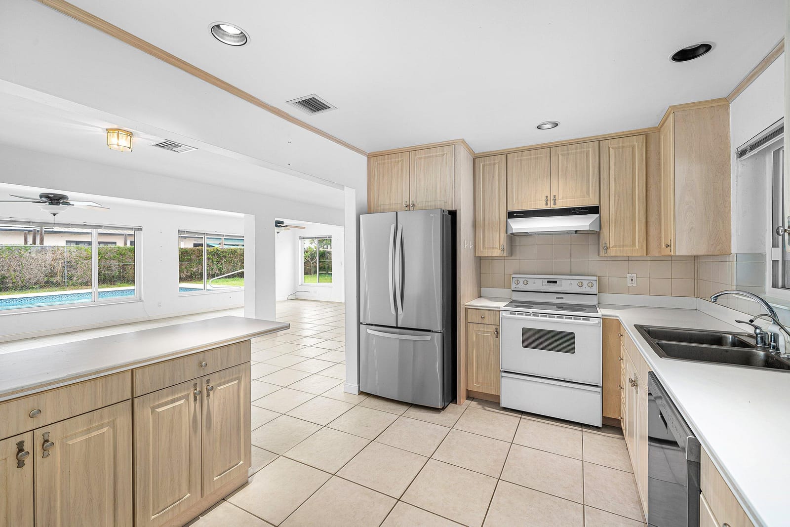 311 NE 23RD Way, Boca Raton, FL 33431 photo 15