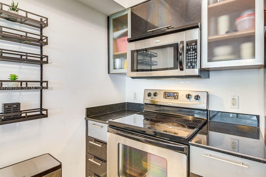 1750 N Bayshore Drive 1909 — photo 11