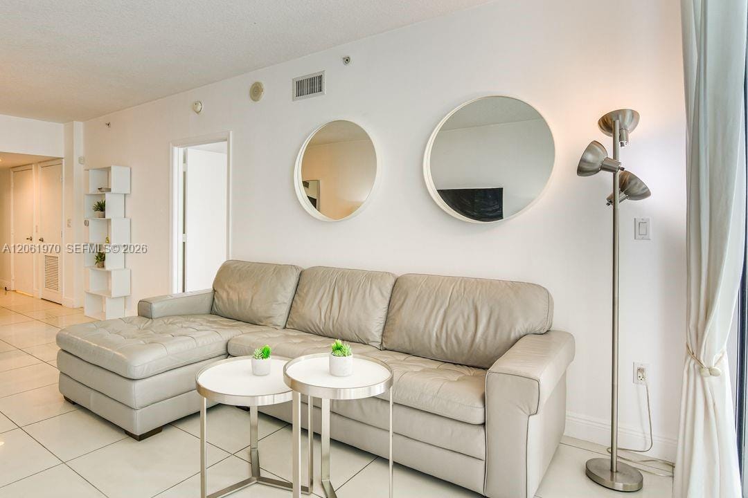 1750 N Bayshore Drive 1909 — photo 3