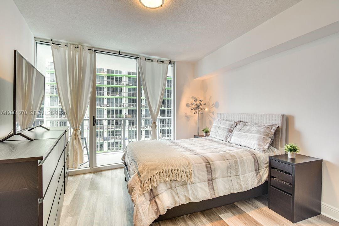 1750 N Bayshore Drive 1909 — photo 5