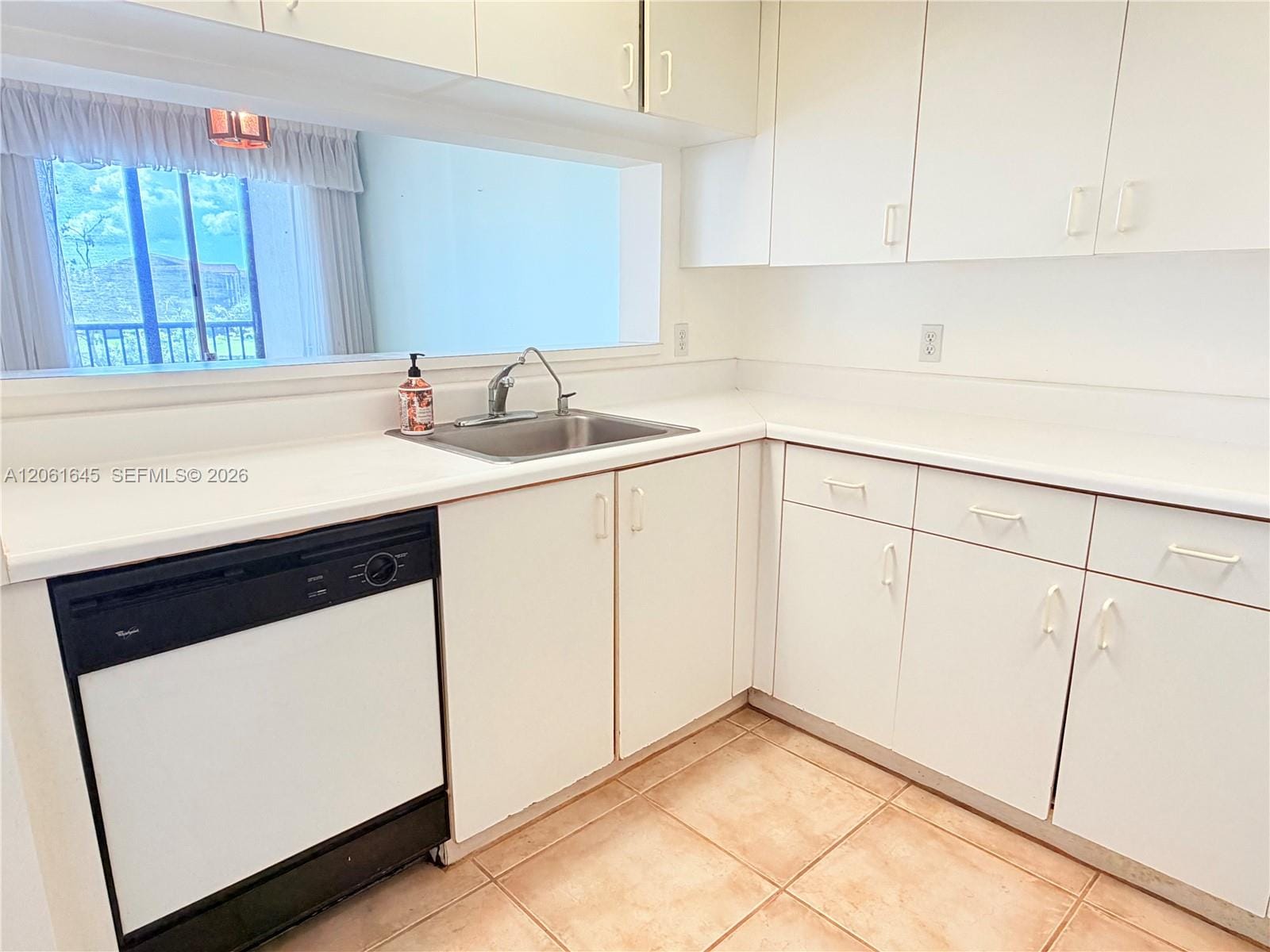 1201 SW 141st Avenue 302J — photo 5