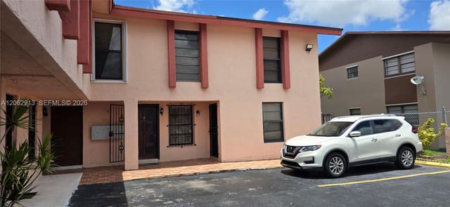 1345 W 41st Street 6, Hialeah, FL 33012