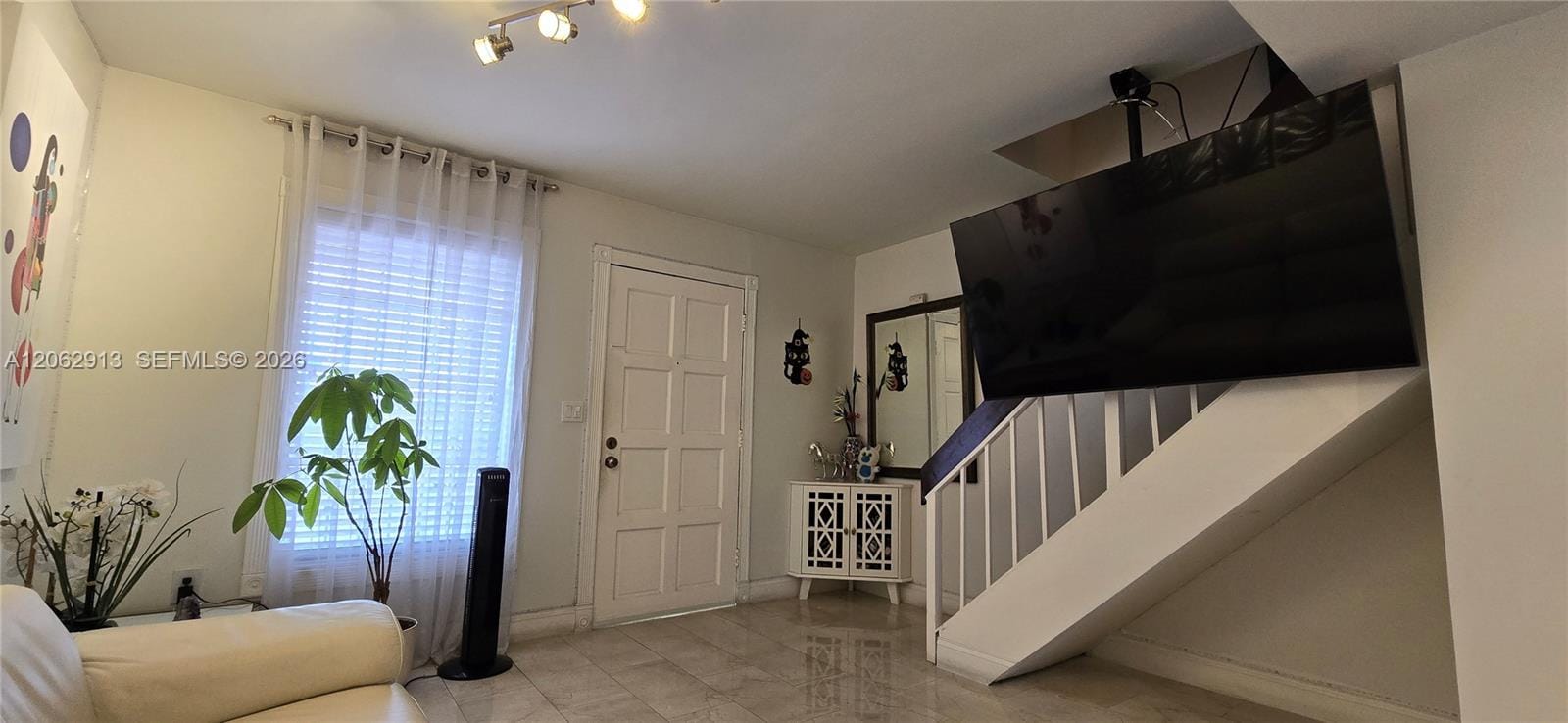 1345 W 41st Street 6 — photo 4