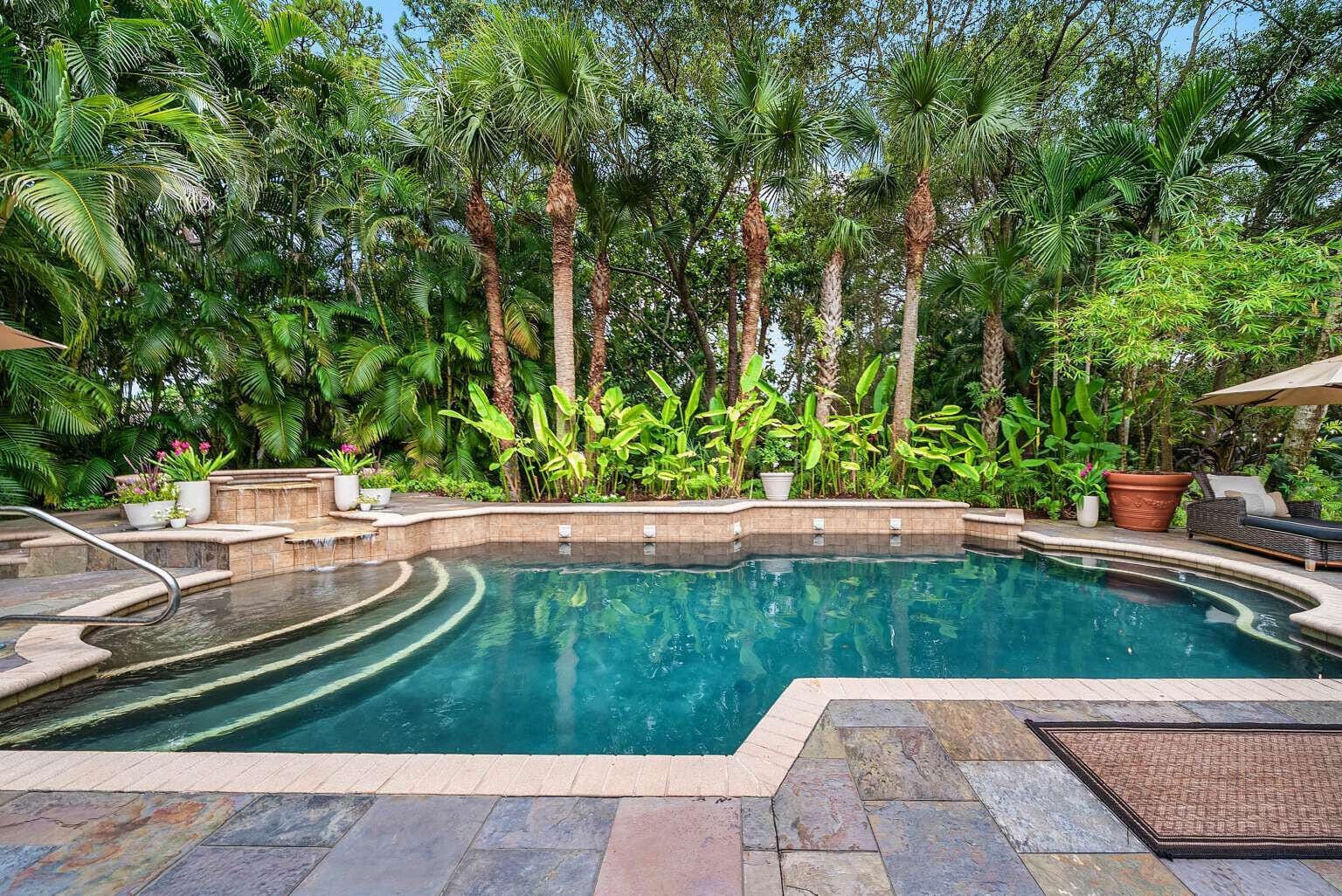 9162 WINDING WOODS Drive — photo 5