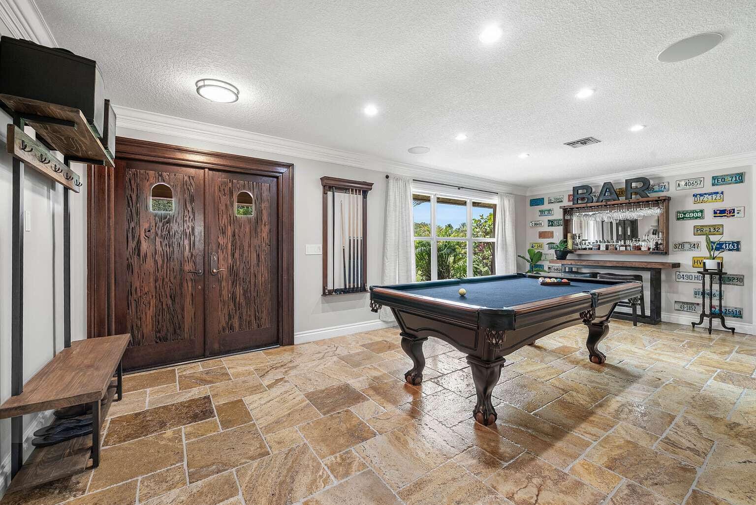 9162 WINDING WOODS Drive — photo 6