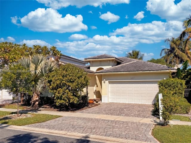 3457 NE 2nd Street, Antigua At Oasis, Homestead, FL