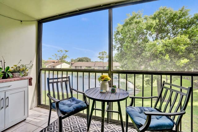 608 Sea Pine Way E2, Pine Ridge North, Greenacres, FL