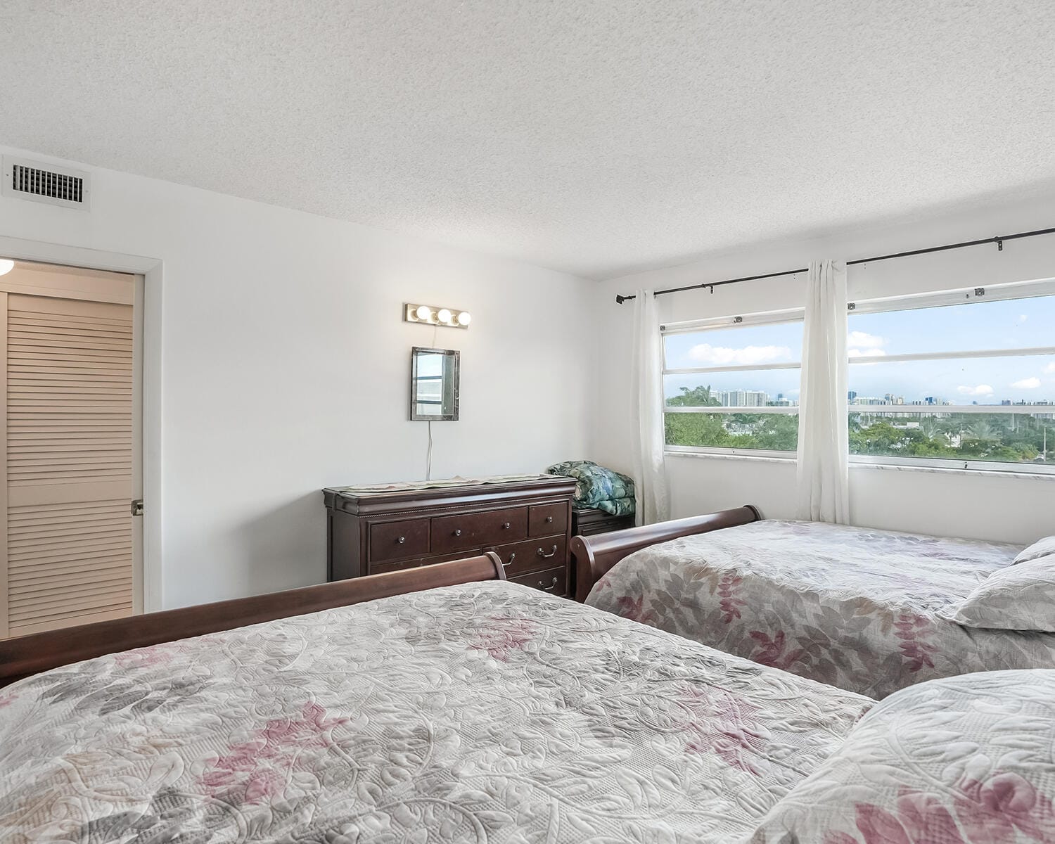 180 NE 12th Avenue 15E, Hallandale Beach, FL 33009 photo 15