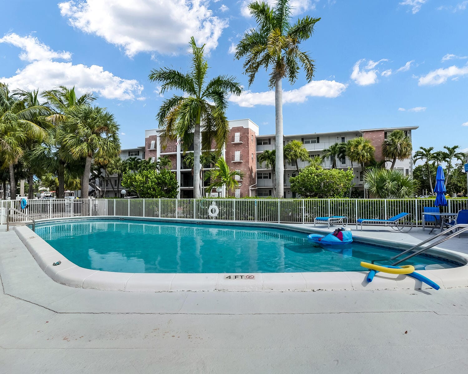 180 NE 12th Avenue 15E, Hallandale Beach, FL 33009 photo 20