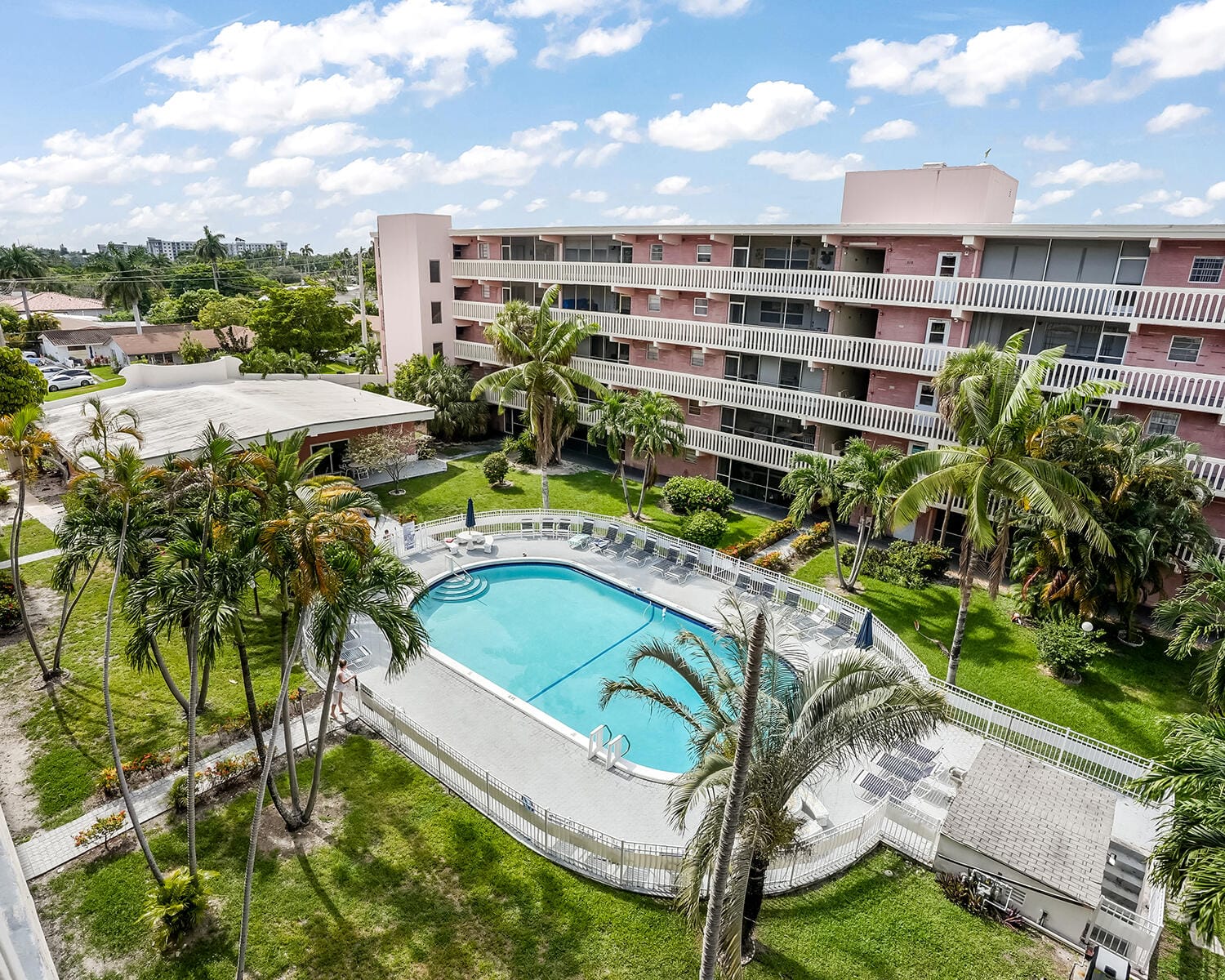 180 NE 12th Avenue 15E, Hallandale Beach, FL 33009 photo 24