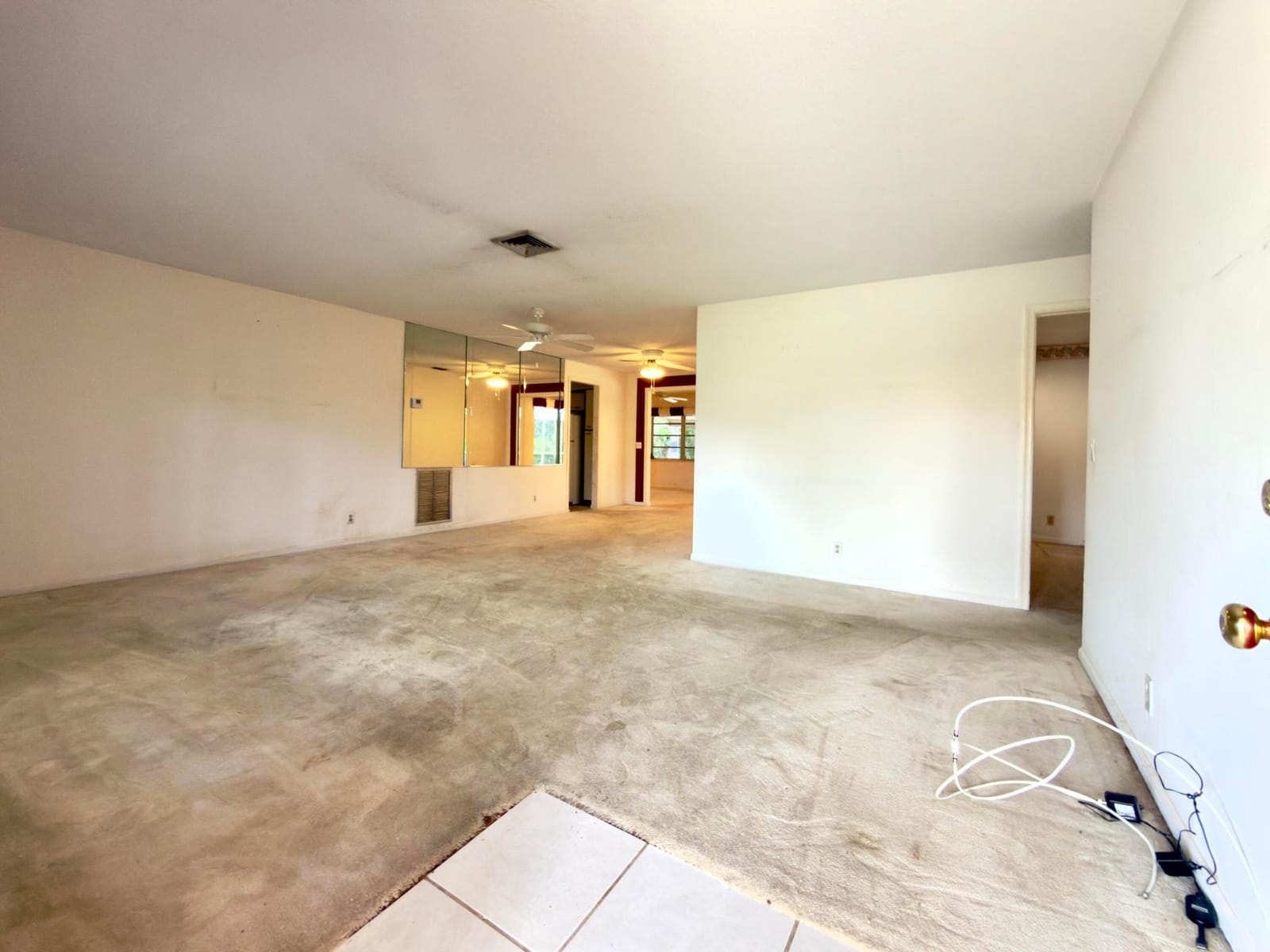 135 SE 26TH Avenue — photo 4