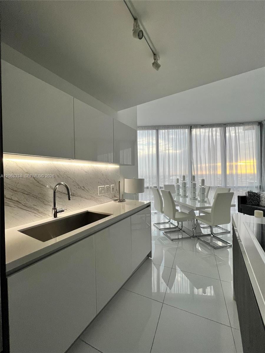 851 NE 1st Avenue 3510, Miami, FL 33132 photo 23