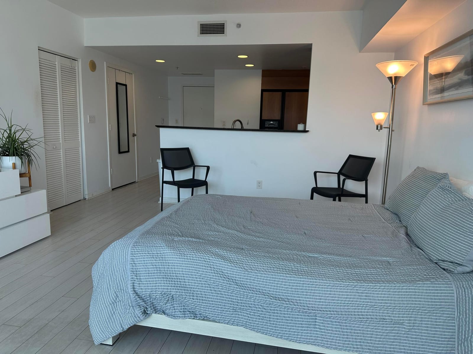 335 S BISCAYNE Boulevard 3706 — photo 7