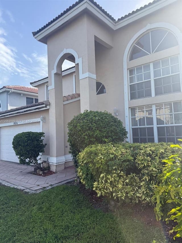 10056 SW 165th Court, Miami, FL 33196