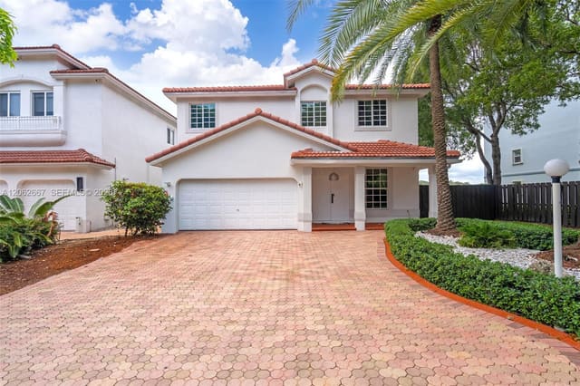 10867 NW 59th Street, sold in Doral Isles St Croix 1st, Doral, FL