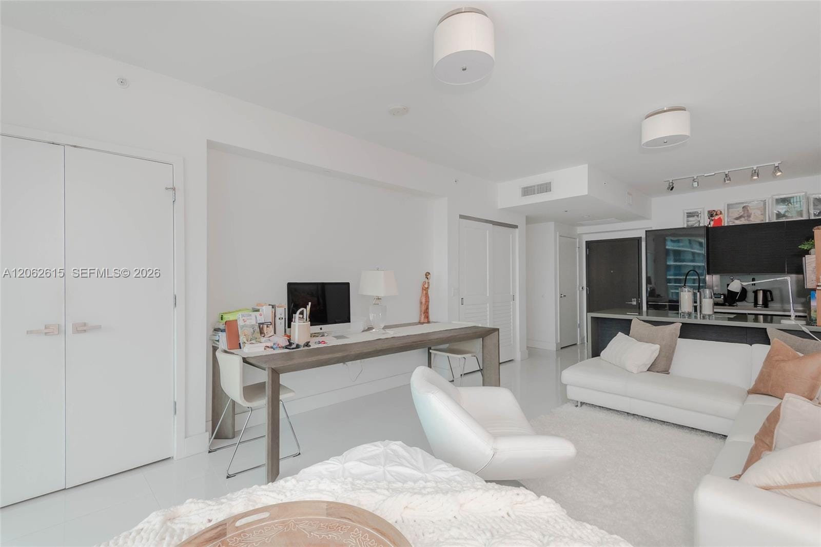 1080 Brickell Avenue 3405, Miami, FL 33131 photo 13