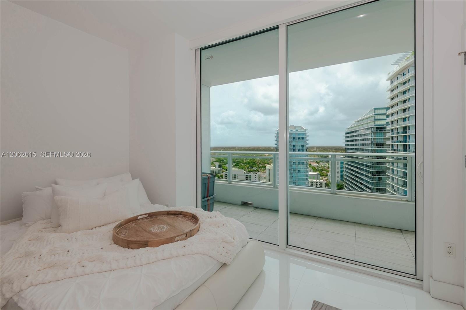 1080 Brickell Avenue 3405 — photo 4