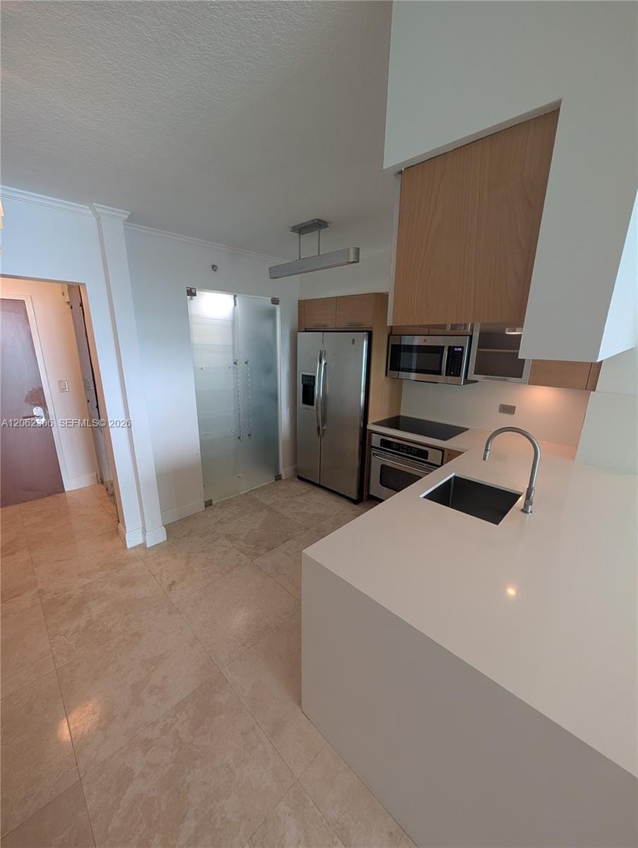 31 SE 5 3002, Miami, FL 33131 photo 6