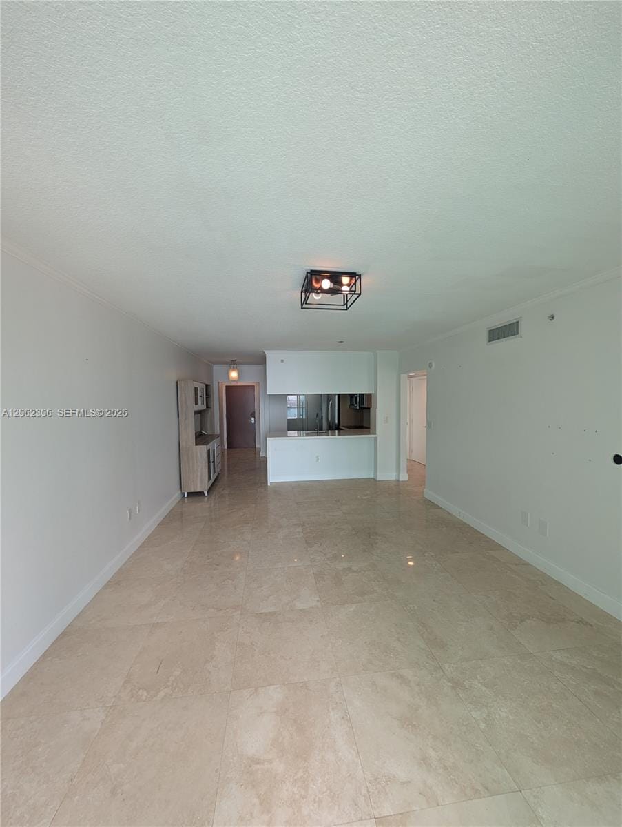 31 SE 5 3002, Miami, FL 33131 photo 7