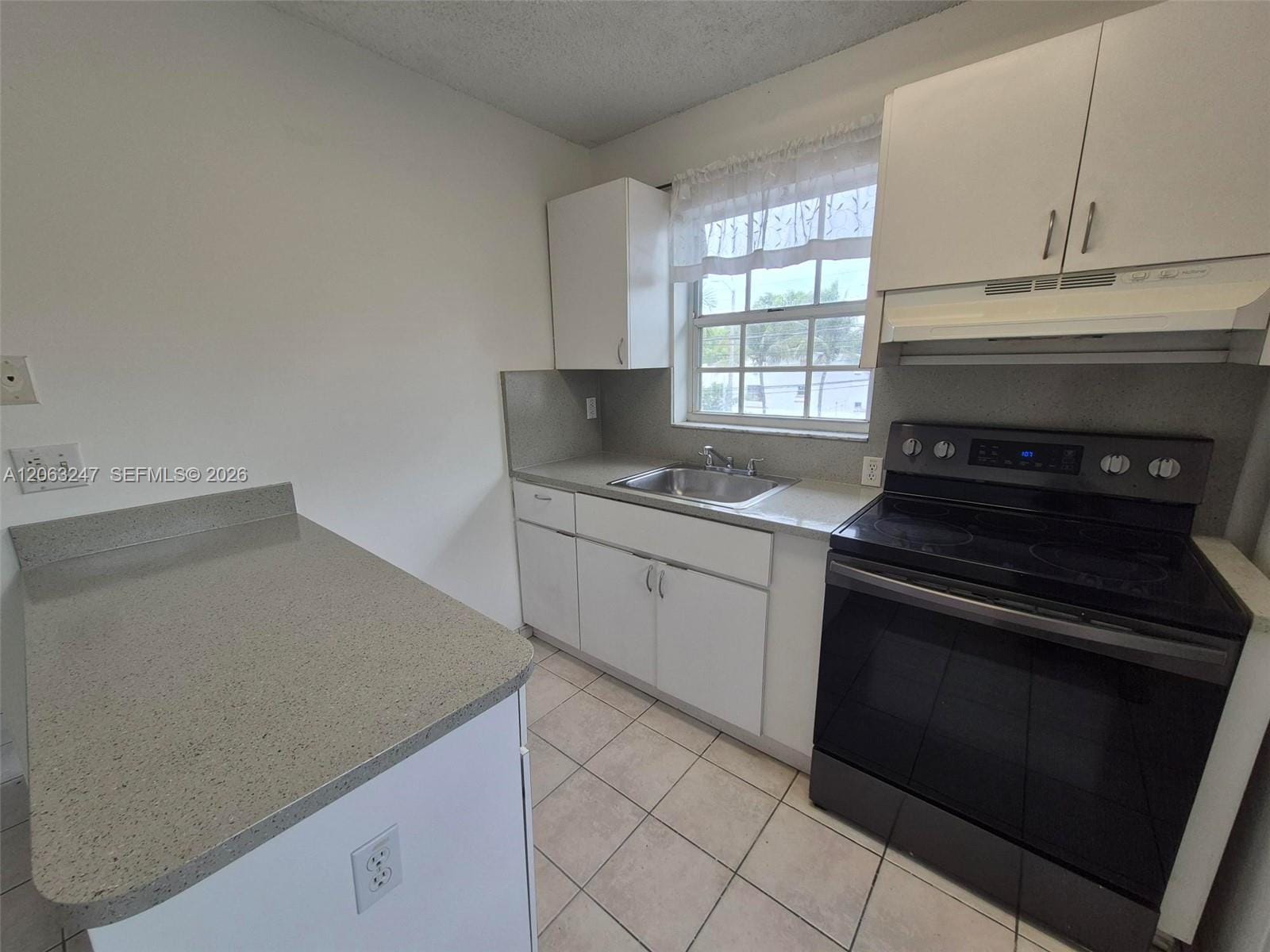 1366 SW 4th Street 3 — photo 5