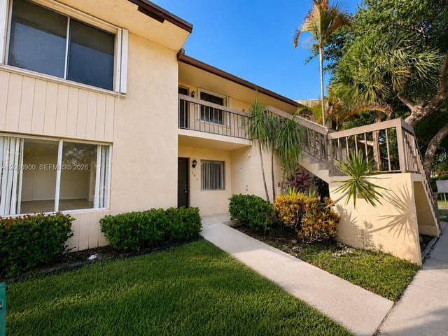 6585 Somerset Drive 103, Boca Raton, FL 33433