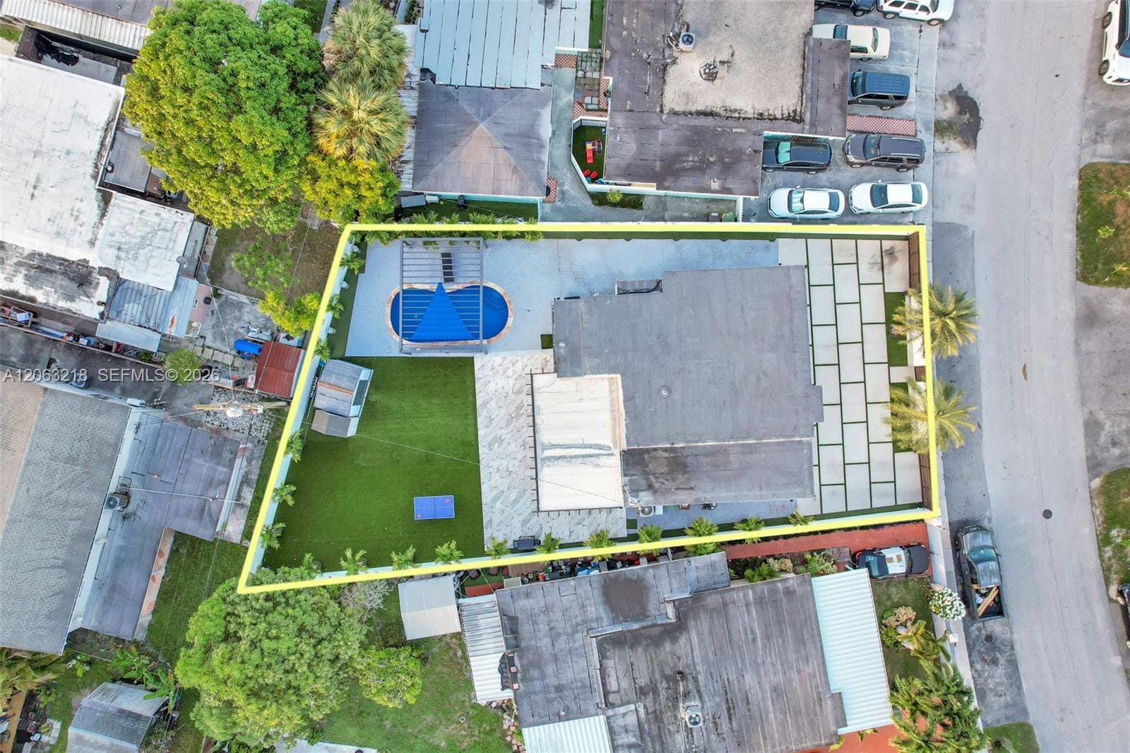 831 E 10th Place, Hialeah, FL 33010 photo 13