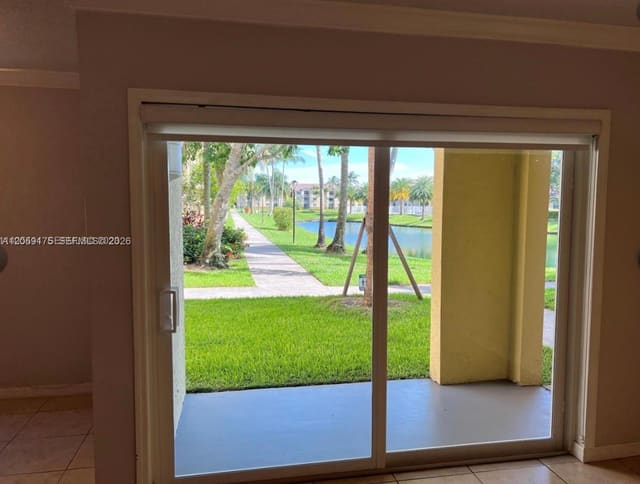 2600 S University Drive 114, Davie, FL 33328