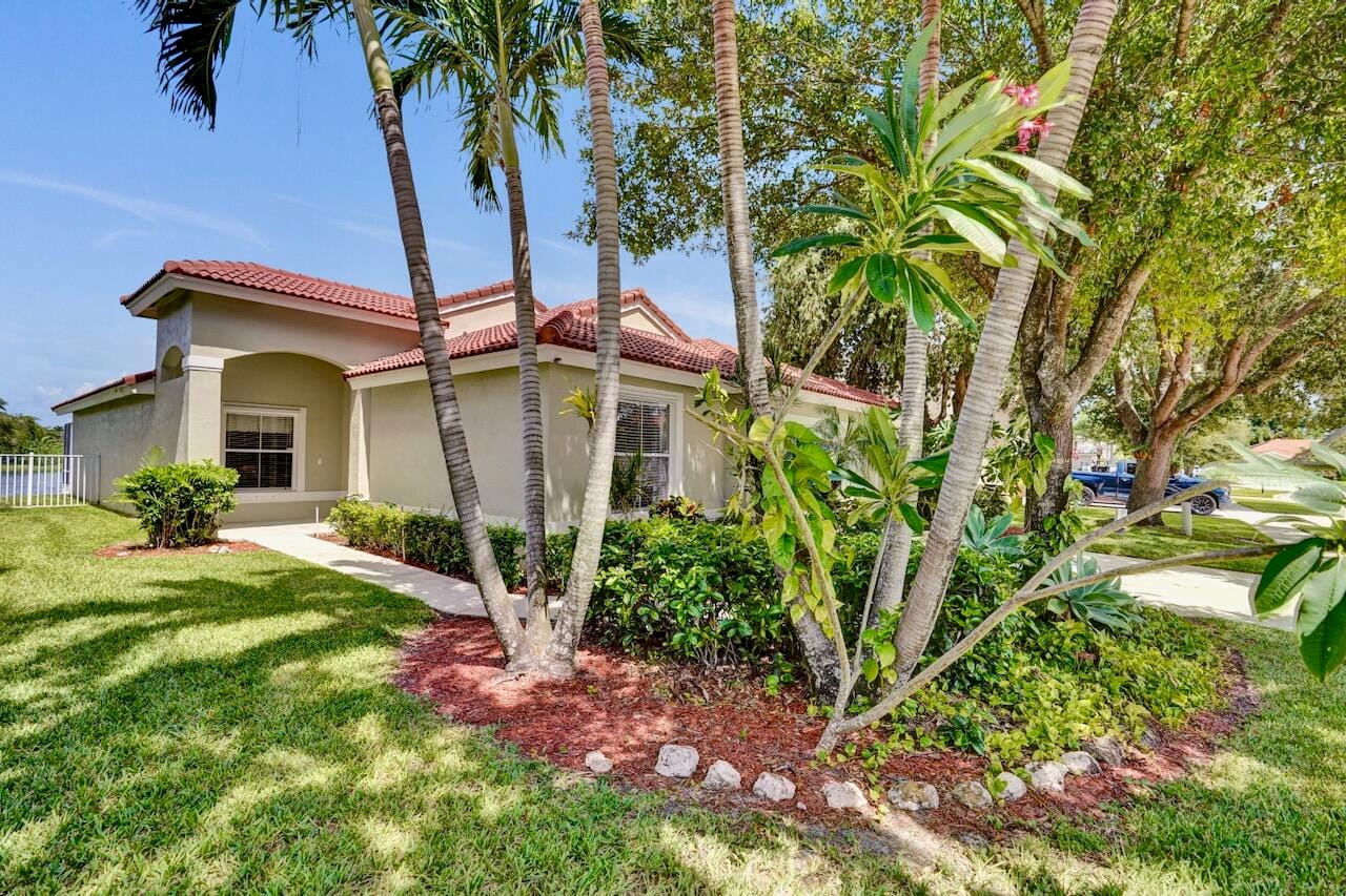 5886 Las Colinas Circle, Lake Worth, FL 33463 photo 1