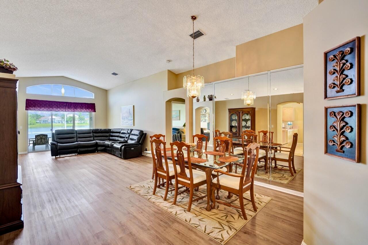 5886 Las Colinas Circle, Lake Worth, FL 33463 photo 14