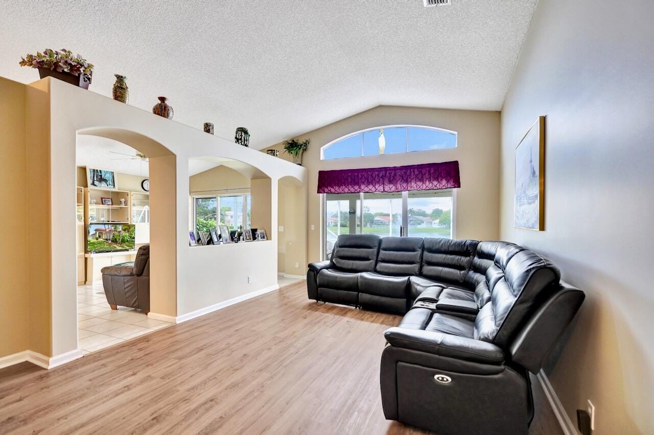 5886 Las Colinas Circle, Lake Worth, FL 33463 photo 18