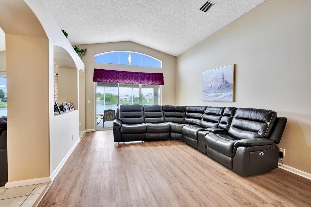 5886 Las Colinas Circle, Lake Worth, FL 33463 photo 19