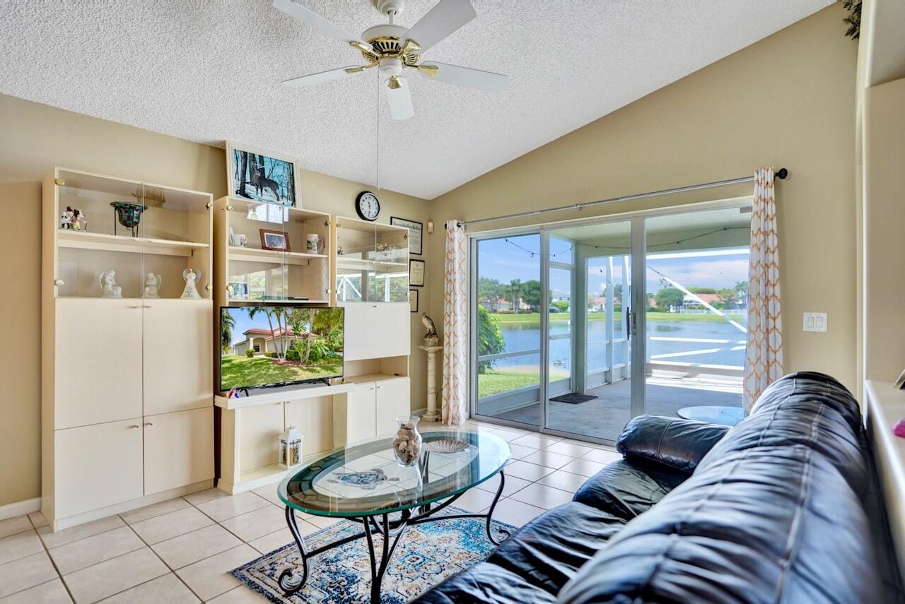 5886 Las Colinas Circle, Lake Worth, FL 33463 photo 22