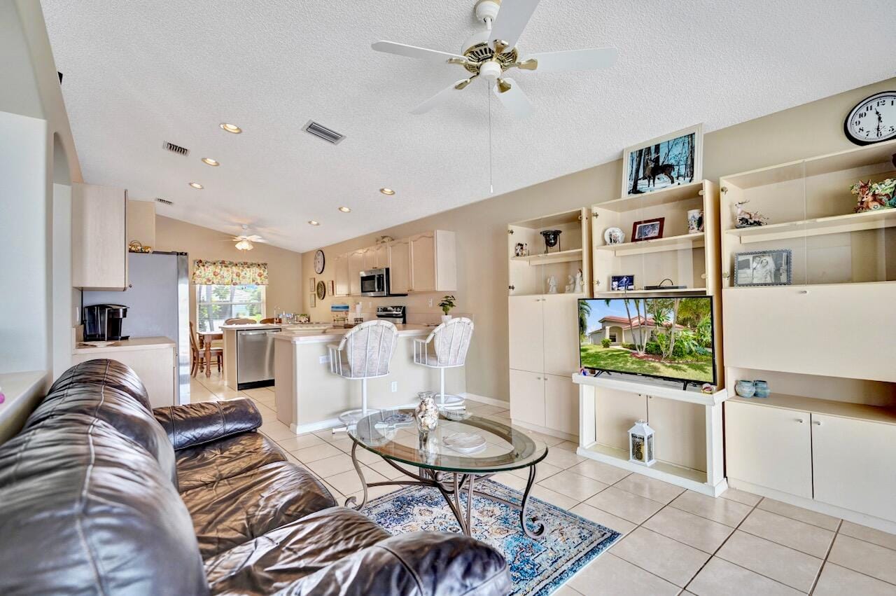 5886 Las Colinas Circle, Lake Worth, FL 33463 photo 24
