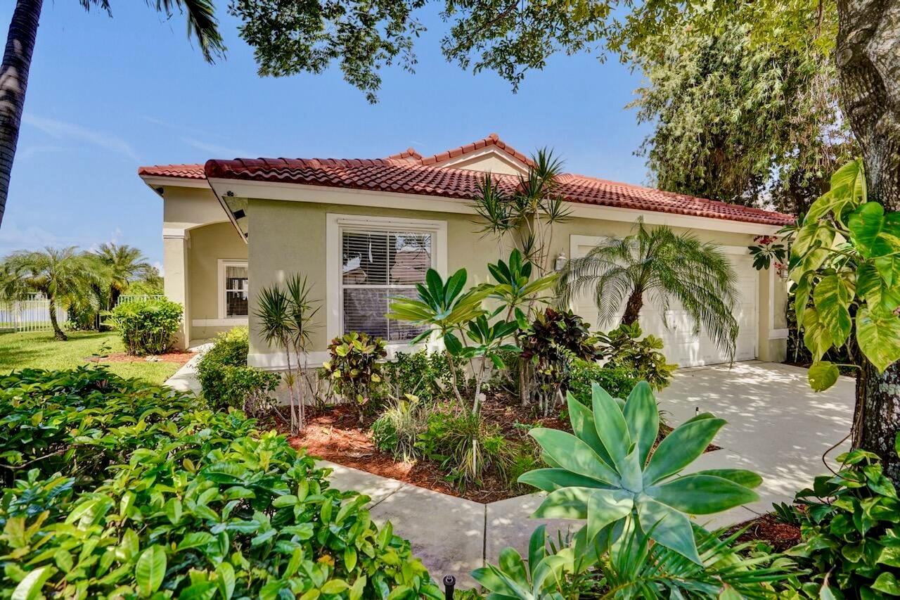 5886 Las Colinas Circle, Lake Worth, FL 33463 photo 4