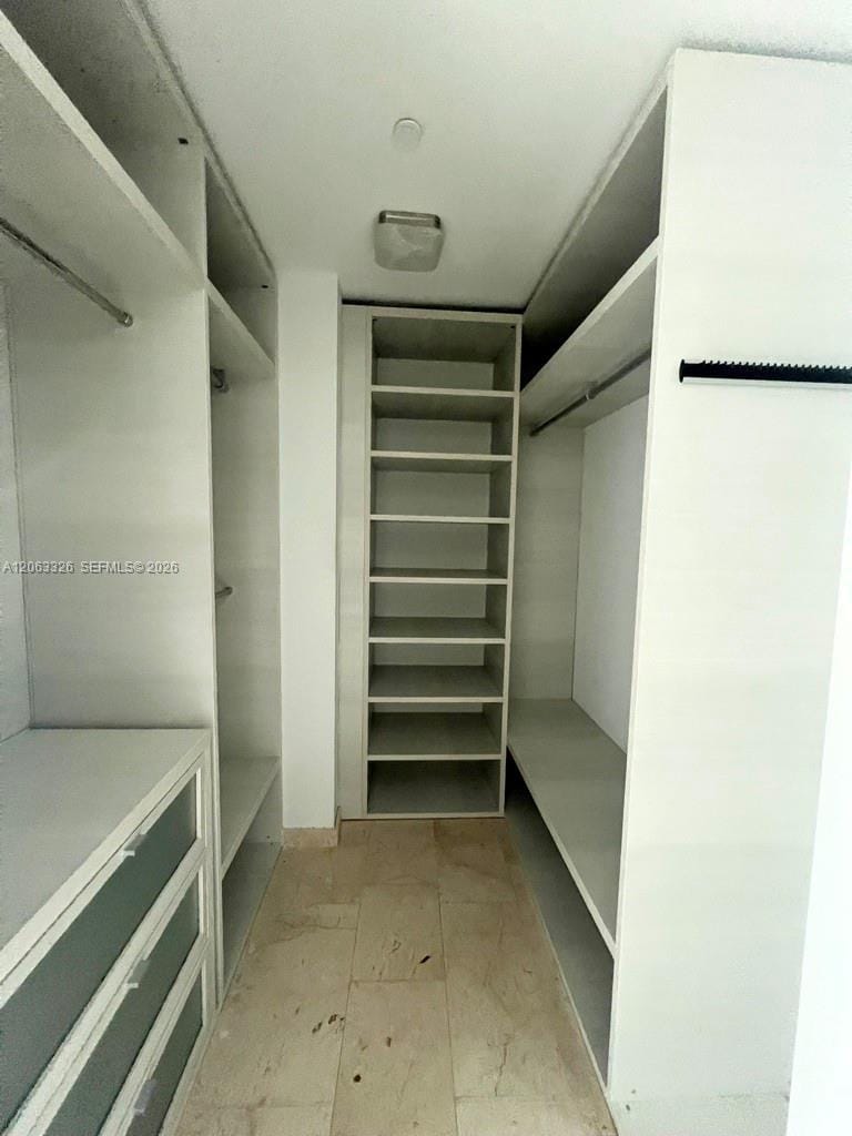 68 SE 6th Street 3810, Miami, FL 33131 photo 16