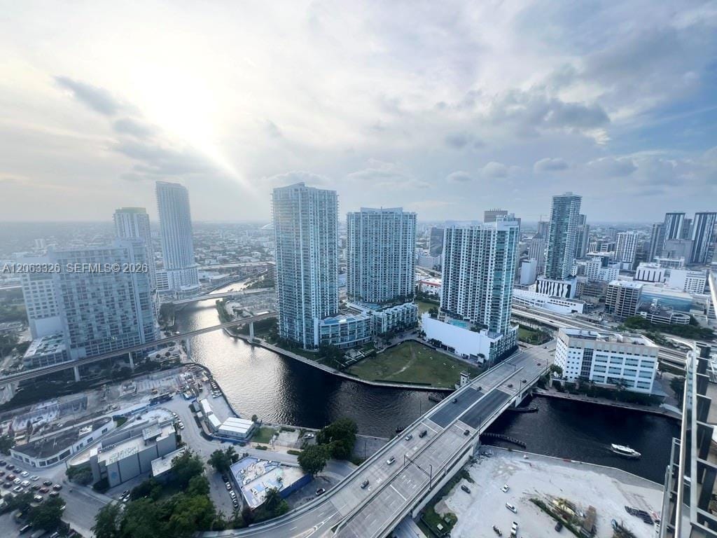68 SE 6th Street 3810, Miami, FL 33131 photo 26