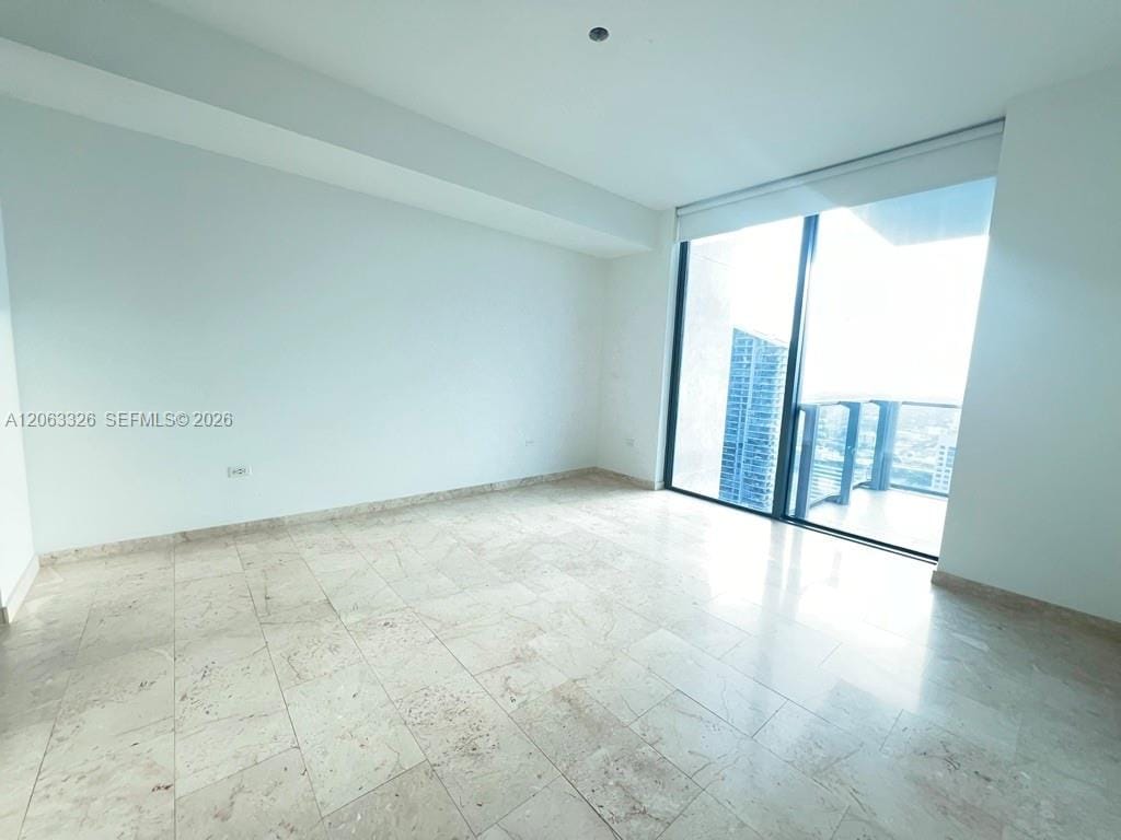 68 SE 6th Street 3810 — photo 7