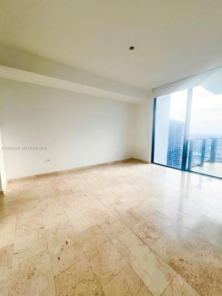 68 SE 6th Street 3810 — photo 9