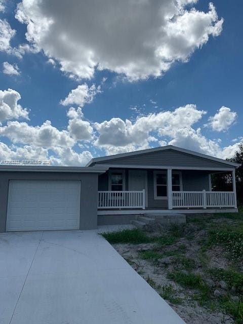 3721 16th Street W, Lehigh Acres, FL 33971