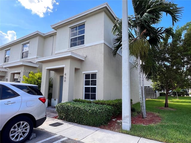 460 NE 4th Lane, Florida City, FL 33034