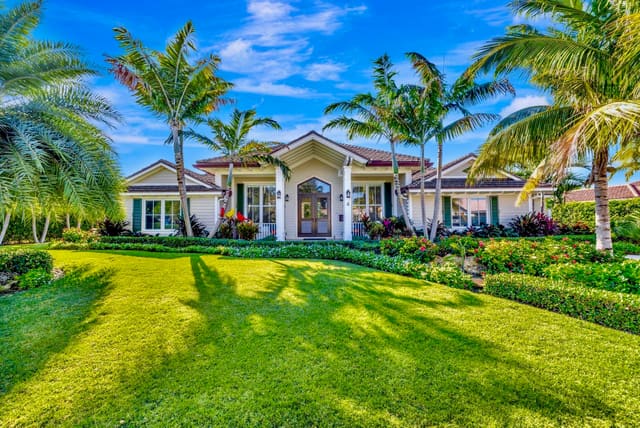 4 Oneida Lane, sold in Sea Ranch Lakes, Sea Ranch Lakes, FL