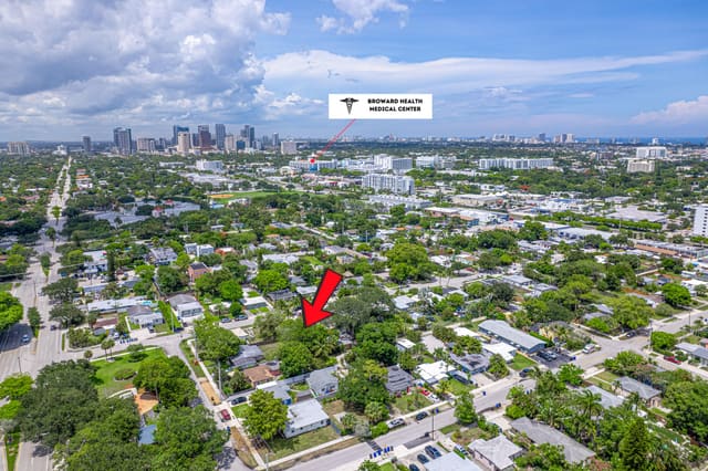 320 SW 21ST Street, sold in Lauderdale, Fort Lauderdale, FL