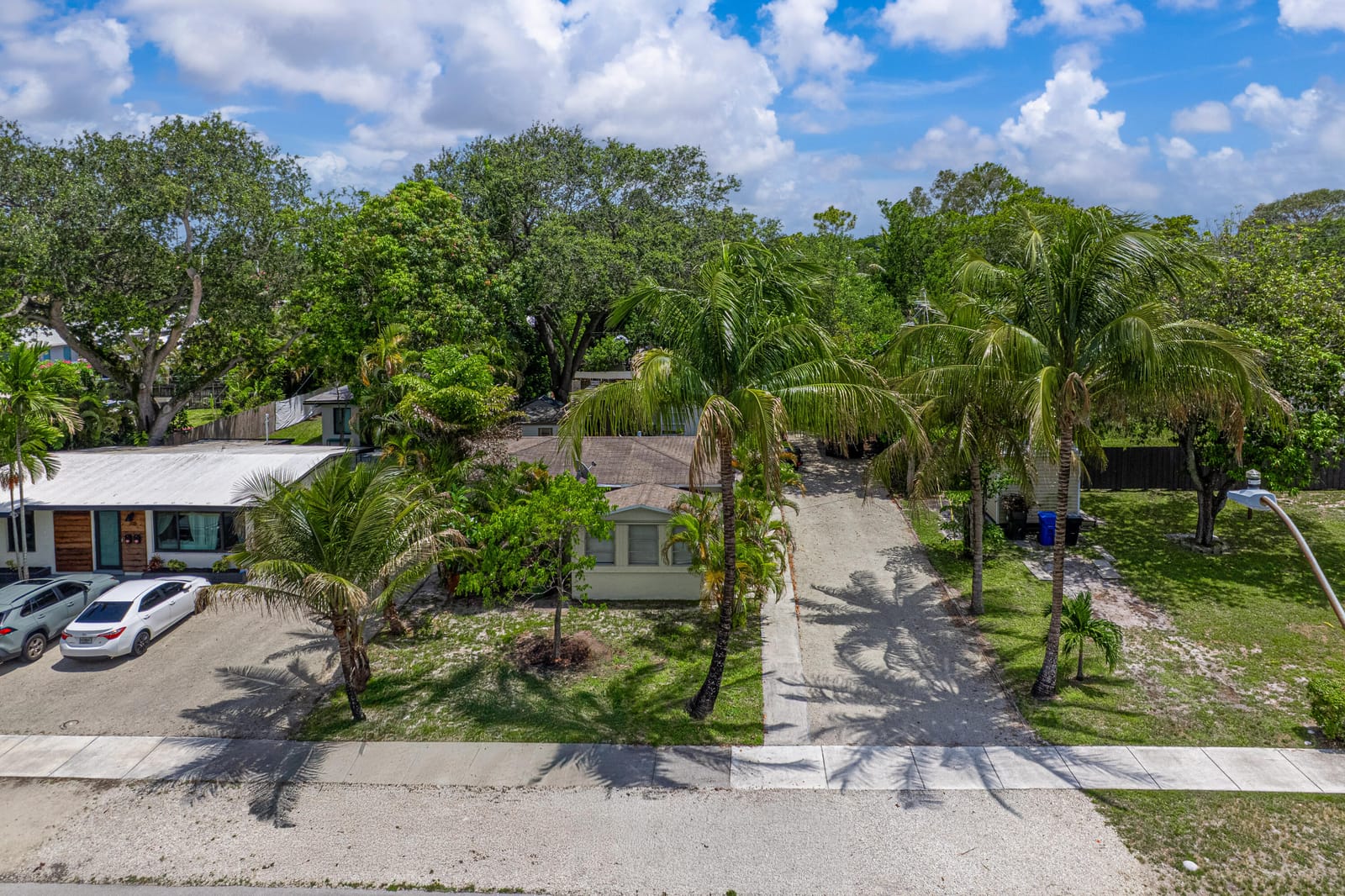 320 SW 21ST Street — photo 3