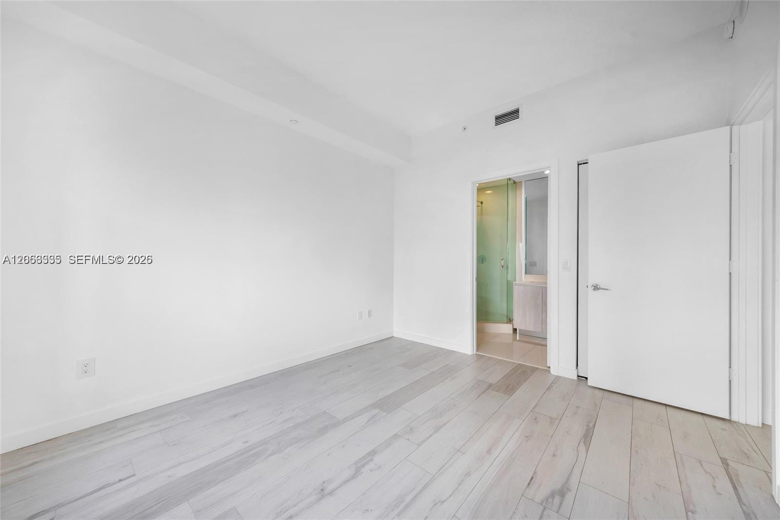 480 NE 31st Street 2003, Miami, FL 33137 photo 17
