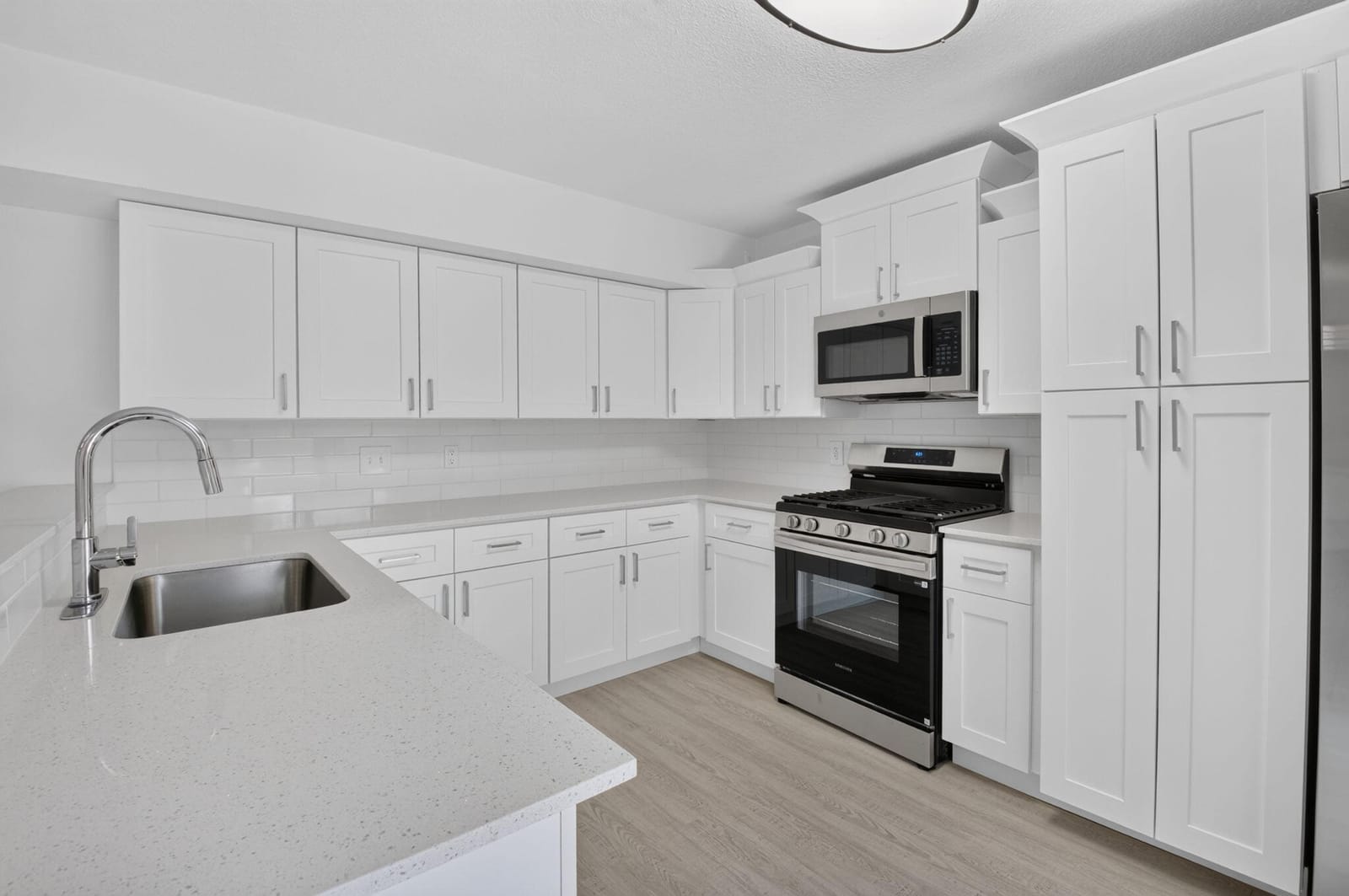 6352 SEVEN SPRINGS Boulevard B — photo 12
