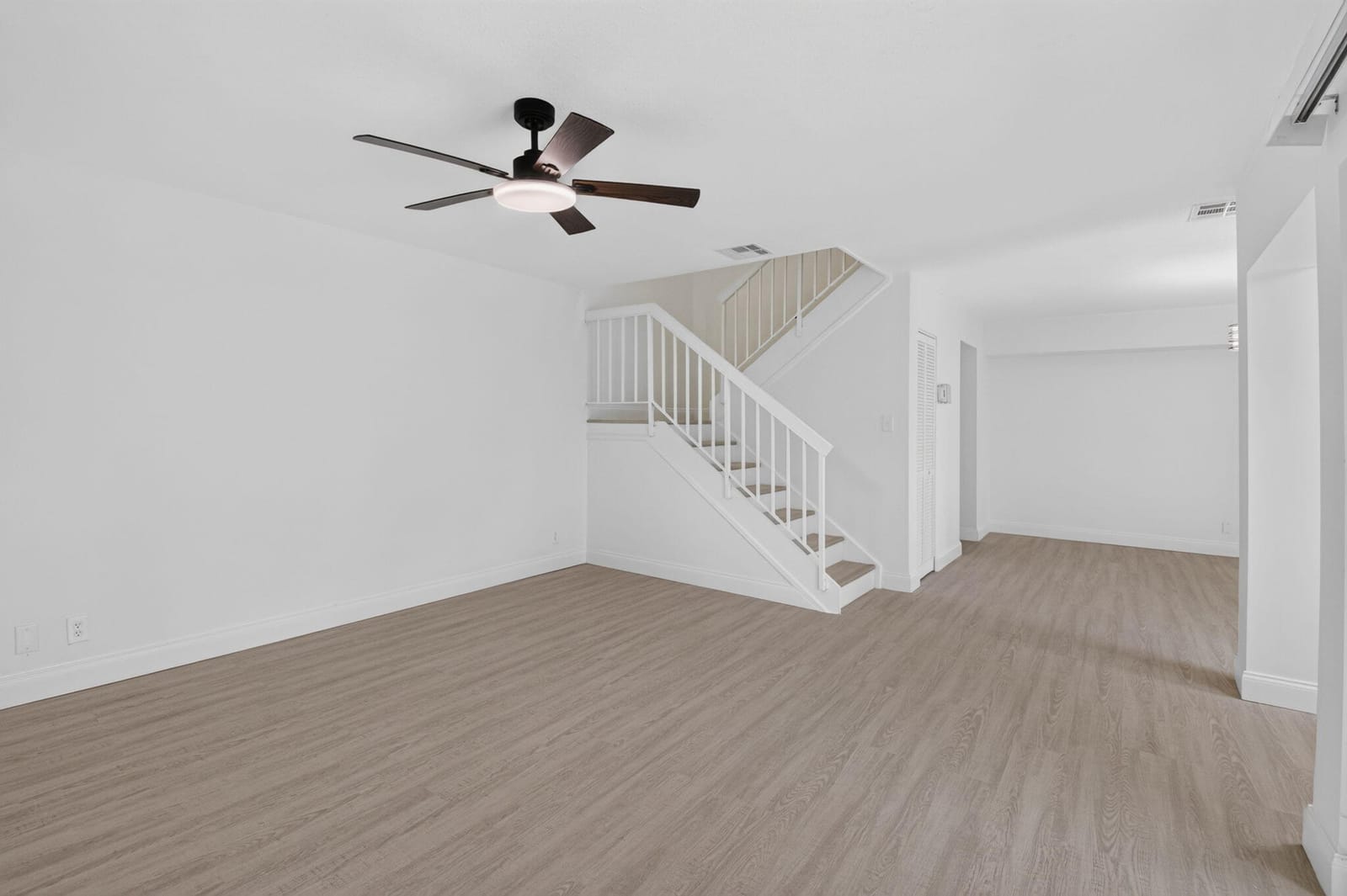 6352 SEVEN SPRINGS Boulevard B — photo 8