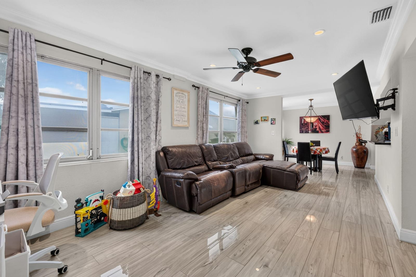 4716 NW 49TH Place, Tamarac, FL 33319 photo 19
