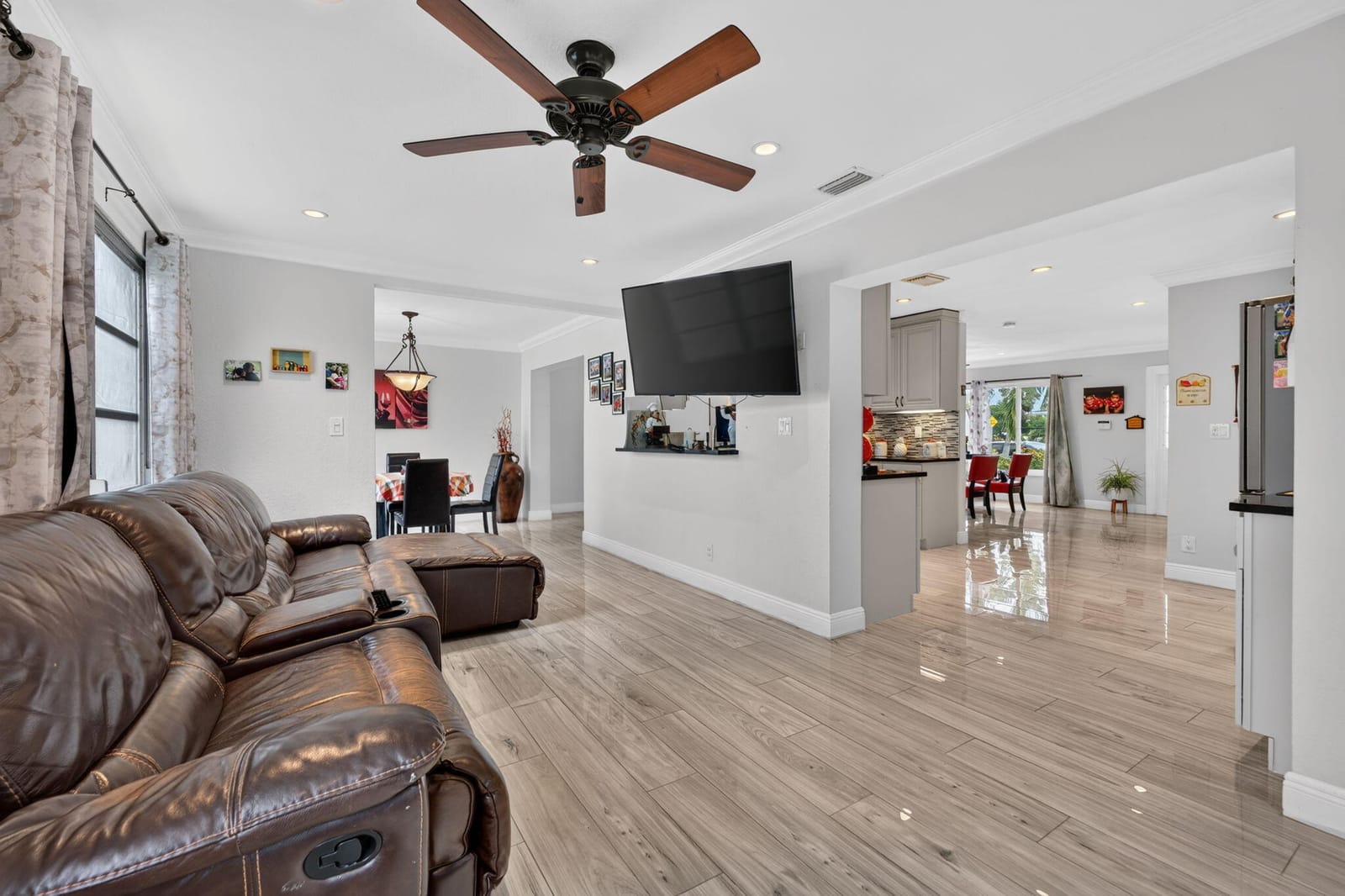 4716 NW 49TH Place, Tamarac, FL 33319 photo 20