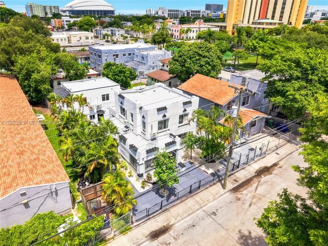 128 NW 9th Avenue 6, Miami, FL 33128