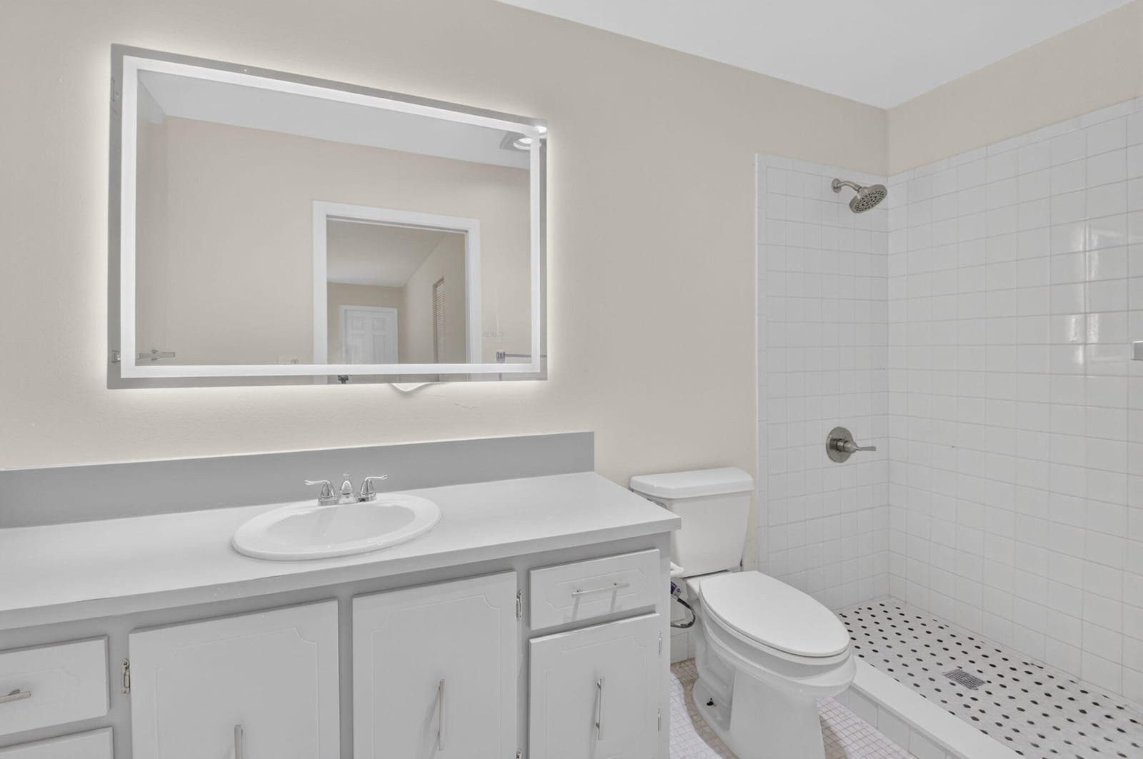 5073 LAKEFRONT Boulevard C — photo 7